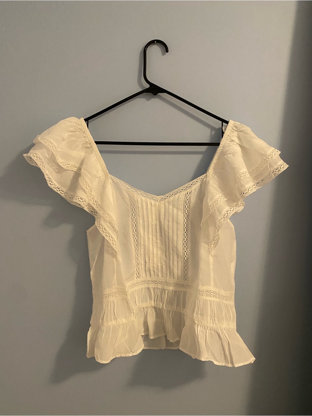 NWT White Ruffle Lace-Trim Top